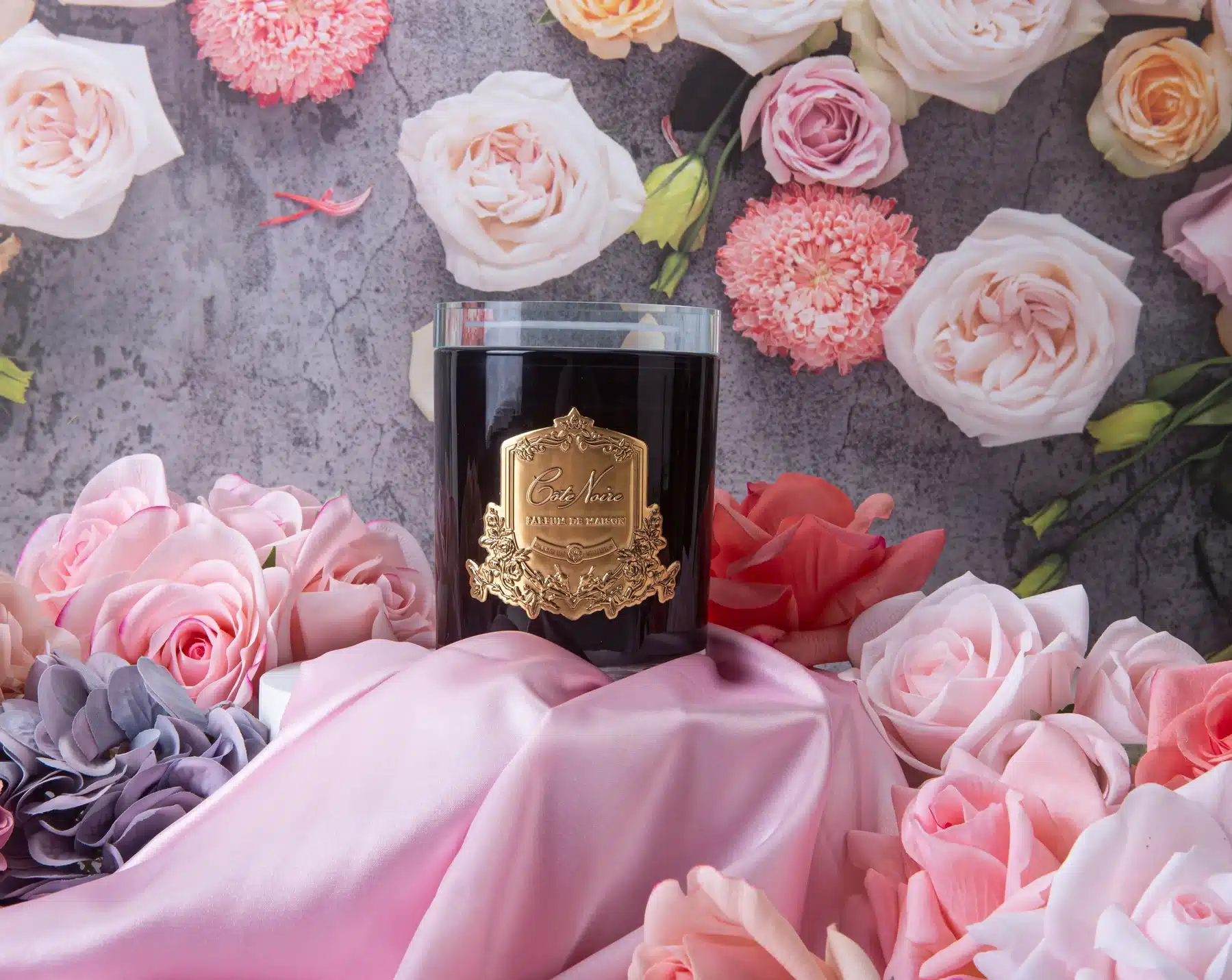 Rose petal - Black & Gold candle 185 g. - Billede 2